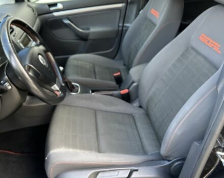 Черный Фольксваген Гольф, объемом двигателя 1.4 л и пробегом 288 тыс. км за 5350 $, фото 5 на Automoto.ua