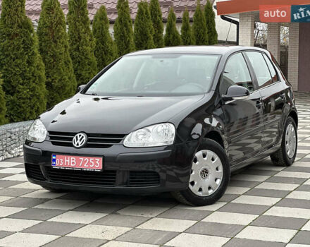Черный Фольксваген Гольф, объемом двигателя 1.4 л и пробегом 187 тыс. км за 6500 $, фото 4 на Automoto.ua