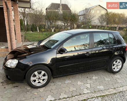 Черный Фольксваген Гольф, объемом двигателя 1.6 л и пробегом 240 тыс. км за 6150 $, фото 2 на Automoto.ua