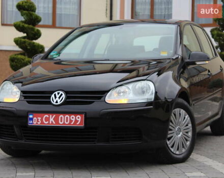 Черный Фольксваген Гольф, объемом двигателя 1.6 л и пробегом 203 тыс. км за 5890 $, фото 5 на Automoto.ua