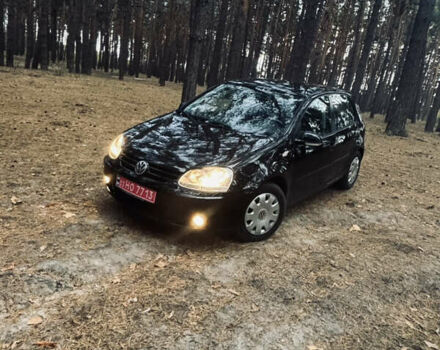 Черный Фольксваген Гольф, объемом двигателя 1.4 л и пробегом 268 тыс. км за 5650 $, фото 1 на Automoto.ua