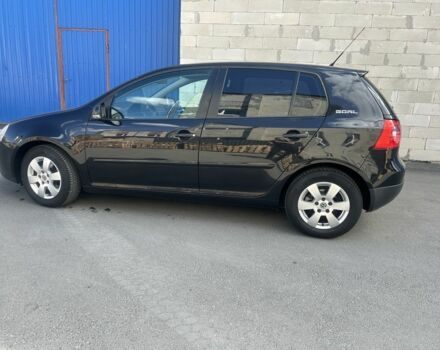 Черный Фольксваген Гольф, объемом двигателя 1.4 л и пробегом 288 тыс. км за 5350 $, фото 3 на Automoto.ua