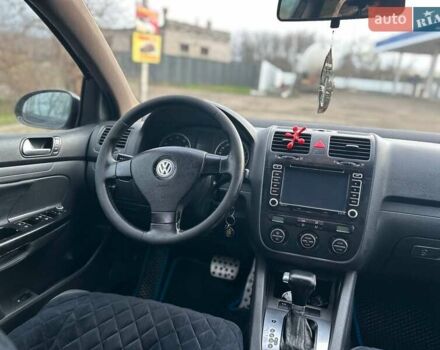 Черный Фольксваген Гольф, объемом двигателя 1.6 л и пробегом 196 тыс. км за 6500 $, фото 11 на Automoto.ua