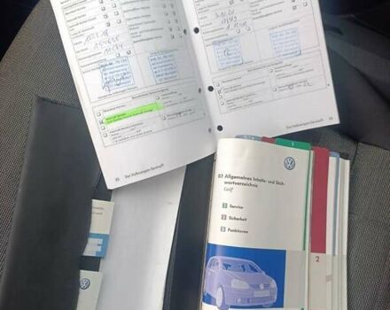 Черный Фольксваген Гольф, объемом двигателя 1.6 л и пробегом 202 тыс. км за 5999 $, фото 20 на Automoto.ua