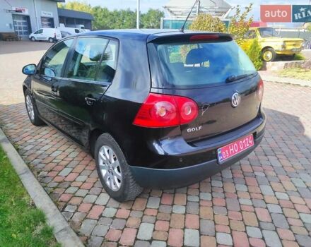 Черный Фольксваген Гольф, объемом двигателя 1.6 л и пробегом 188 тыс. км за 5500 $, фото 38 на Automoto.ua