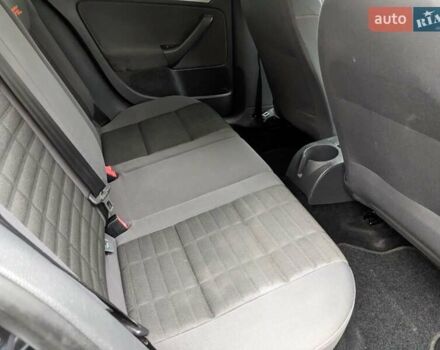 Черный Фольксваген Гольф, объемом двигателя 1.4 л и пробегом 202 тыс. км за 4999 $, фото 46 на Automoto.ua