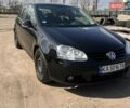 Черный Фольксваген Гольф, объемом двигателя 1.6 л и пробегом 215 тыс. км за 5000 $, фото 1 на Automoto.ua