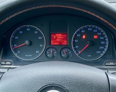 Чорний Фольксваген Гольф, об'ємом двигуна 1.4 л та пробігом 230 тис. км за 5777 $, фото 9 на Automoto.ua