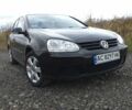 Черный Фольксваген Гольф, объемом двигателя 1.6 л и пробегом 220 тыс. км за 5250 $, фото 1 на Automoto.ua