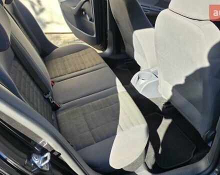 Чорний Фольксваген Гольф, об'ємом двигуна 1.6 л та пробігом 220 тис. км за 5350 $, фото 19 на Automoto.ua