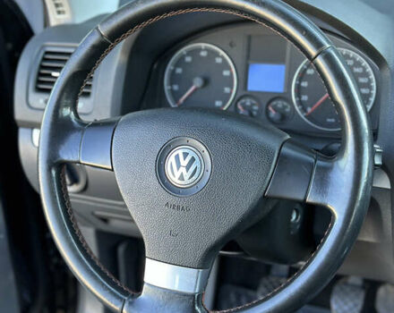 Черный Фольксваген Гольф, объемом двигателя 1.4 л и пробегом 278 тыс. км за 4500 $, фото 7 на Automoto.ua