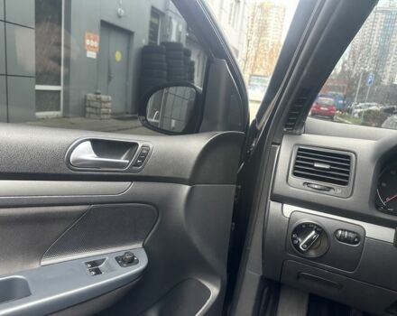 Черный Фольксваген Гольф, объемом двигателя 1.9 л и пробегом 344 тыс. км за 4850 $, фото 11 на Automoto.ua