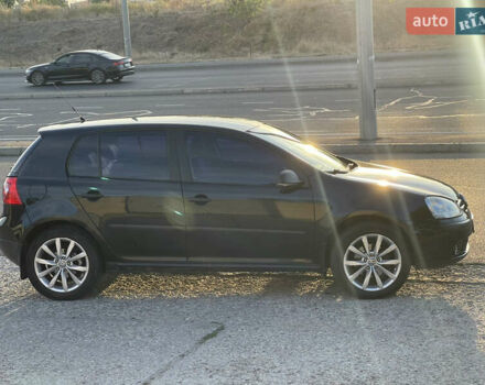 Черный Фольксваген Гольф, объемом двигателя 1.6 л и пробегом 138 тыс. км за 6500 $, фото 2 на Automoto.ua