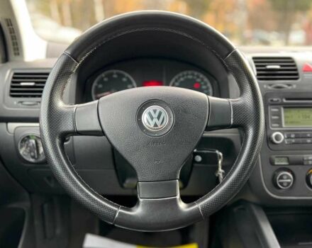 Чорний Фольксваген Гольф, об'ємом двигуна 1.6 л та пробігом 256 тис. км за 5999 $, фото 10 на Automoto.ua