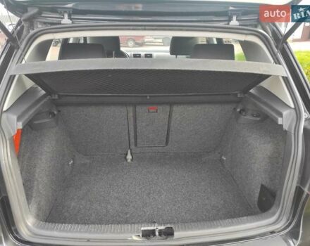 Черный Фольксваген Гольф, объемом двигателя 1.6 л и пробегом 188 тыс. км за 5500 $, фото 23 на Automoto.ua