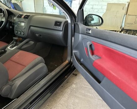 Черный Фольксваген Гольф, объемом двигателя 1.6 л и пробегом 207 тыс. км за 6700 $, фото 11 на Automoto.ua