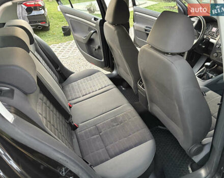 Черный Фольксваген Гольф, объемом двигателя 1.6 л и пробегом 240 тыс. км за 6150 $, фото 20 на Automoto.ua