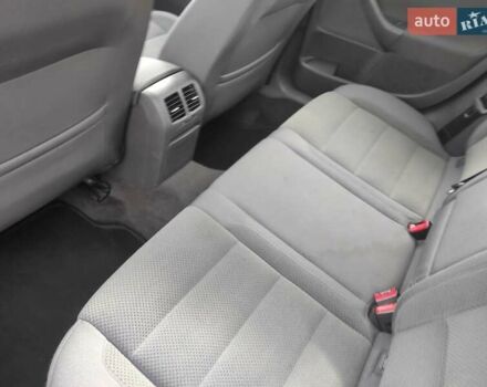 Черный Фольксваген Гольф, объемом двигателя 1.6 л и пробегом 188 тыс. км за 5500 $, фото 22 на Automoto.ua