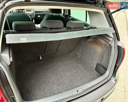 Чорний Фольксваген Гольф, об'ємом двигуна 1.4 л та пробігом 142 тис. км за 7799 $, фото 15 на Automoto.ua