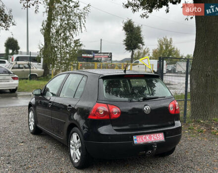 Черный Фольксваген Гольф, объемом двигателя 1.6 л и пробегом 221 тыс. км за 6600 $, фото 21 на Automoto.ua