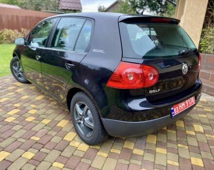 Чорний Фольксваген Гольф, об'ємом двигуна 1.4 л та пробігом 230 тис. км за 5777 $, фото 1 на Automoto.ua