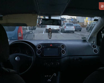 Чорний Фольксваген Гольф, об'ємом двигуна 1.6 л та пробігом 240 тис. км за 4700 $, фото 7 на Automoto.ua