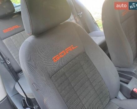 Черный Фольксваген Гольф, объемом двигателя 1.4 л и пробегом 202 тыс. км за 4800 $, фото 3 на Automoto.ua