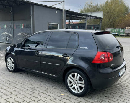 Черный Фольксваген Гольф, объемом двигателя 1.6 л и пробегом 195 тыс. км за 5900 $, фото 4 на Automoto.ua