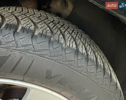 Черный Фольксваген Гольф, объемом двигателя 1.6 л и пробегом 240 тыс. км за 6150 $, фото 36 на Automoto.ua