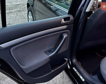 Чорний Фольксваген Гольф, об'ємом двигуна 1.4 л та пробігом 244 тис. км за 5550 $, фото 12 на Automoto.ua