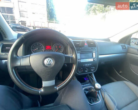 Чорний Фольксваген Гольф, об'ємом двигуна 1.6 л та пробігом 210 тис. км за 6000 $, фото 16 на Automoto.ua
