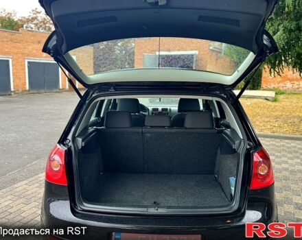 Черный Фольксваген Гольф, объемом двигателя 1.6 л и пробегом 195 тыс. км за 5700 $, фото 8 на Automoto.ua