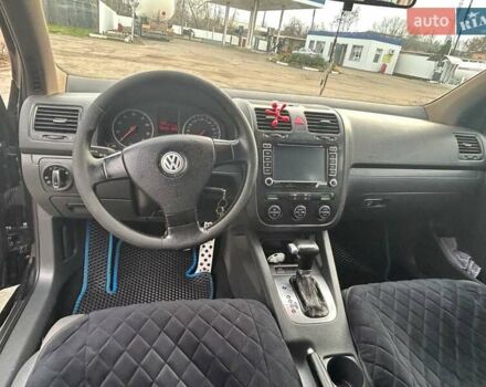 Черный Фольксваген Гольф, объемом двигателя 1.6 л и пробегом 196 тыс. км за 6500 $, фото 7 на Automoto.ua