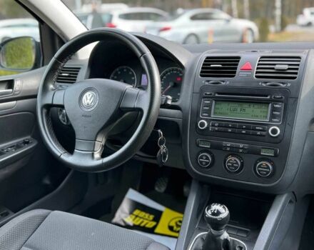 Чорний Фольксваген Гольф, об'ємом двигуна 1.6 л та пробігом 256 тис. км за 5999 $, фото 15 на Automoto.ua