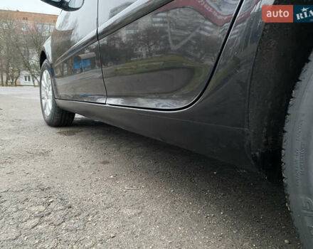Чорний Фольксваген Гольф, об'ємом двигуна 1.6 л та пробігом 233 тис. км за 6800 $, фото 8 на Automoto.ua