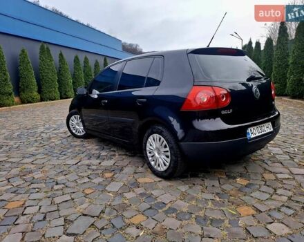 Черный Фольксваген Гольф, объемом двигателя 1.6 л и пробегом 219 тыс. км за 6400 $, фото 24 на Automoto.ua