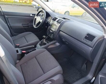 Черный Фольксваген Гольф, объемом двигателя 1.4 л и пробегом 188 тыс. км за 4999 $, фото 6 на Automoto.ua