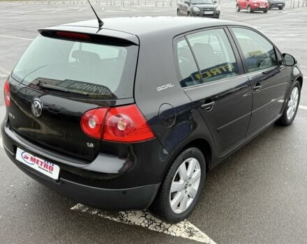 Черный Фольксваген Гольф, объемом двигателя 1.6 л и пробегом 265 тыс. км за 6300 $, фото 5 на Automoto.ua