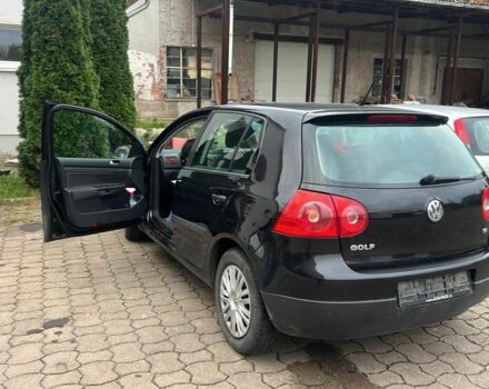 Черный Фольксваген Гольф, объемом двигателя 1.6 л и пробегом 200 тыс. км за 4850 $, фото 3 на Automoto.ua