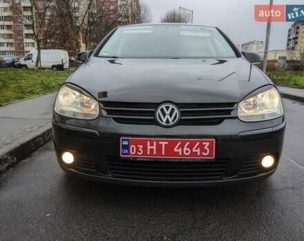 Черный Фольксваген Гольф, объемом двигателя 1.4 л и пробегом 202 тыс. км за 4999 $, фото 26 на Automoto.ua