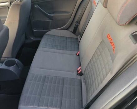 Черный Фольксваген Гольф, объемом двигателя 1.6 л и пробегом 250 тыс. км за 7500 $, фото 16 на Automoto.ua