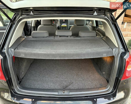 Черный Фольксваген Гольф, объемом двигателя 1.6 л и пробегом 240 тыс. км за 6150 $, фото 17 на Automoto.ua