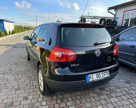 Черный Фольксваген Гольф, объемом двигателя 1.6 л и пробегом 207 тыс. км за 6700 $, фото 6 на Automoto.ua