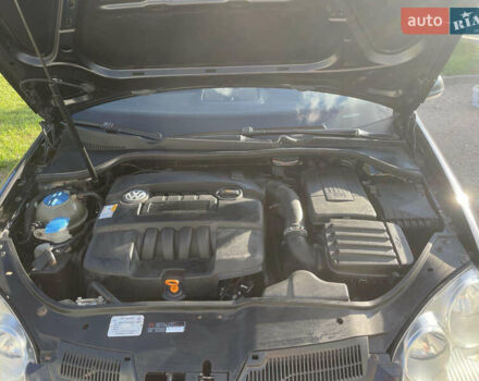 Черный Фольксваген Гольф, объемом двигателя 1.6 л и пробегом 209 тыс. км за 6300 $, фото 11 на Automoto.ua