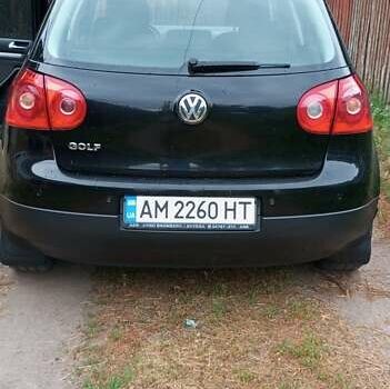 Черный Фольксваген Гольф, объемом двигателя 1.39 л и пробегом 298 тыс. км за 5500 $, фото 2 на Automoto.ua