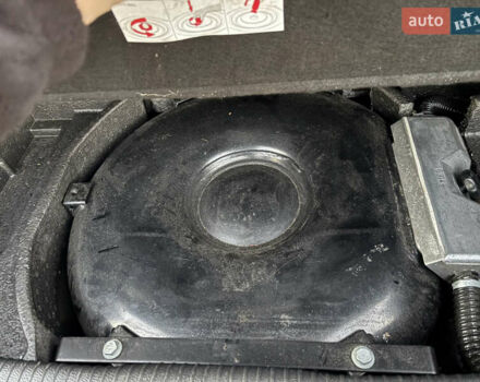 Черный Фольксваген Гольф, объемом двигателя 1.6 л и пробегом 240 тыс. км за 6150 $, фото 32 на Automoto.ua