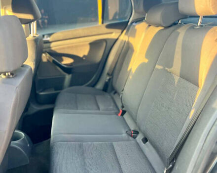 Черный Фольксваген Гольф, объемом двигателя 1.6 л и пробегом 209 тыс. км за 6300 $, фото 10 на Automoto.ua