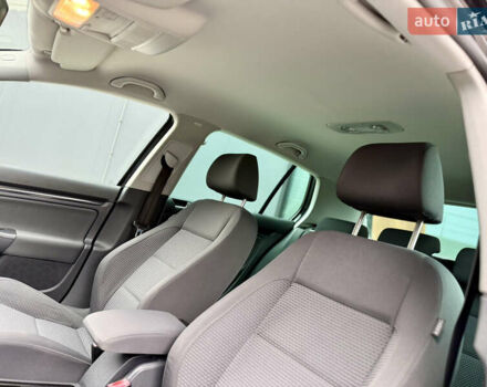 Чорний Фольксваген Гольф, об'ємом двигуна 1.4 л та пробігом 142 тис. км за 7799 $, фото 22 на Automoto.ua