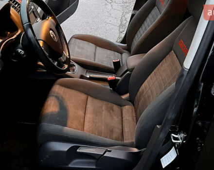 Чорний Фольксваген Гольф, об'ємом двигуна 1.4 л та пробігом 244 тис. км за 5550 $, фото 11 на Automoto.ua