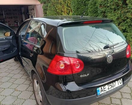 Черный Фольксваген Гольф, объемом двигателя 1.4 л и пробегом 200 тыс. км за 5200 $, фото 2 на Automoto.ua